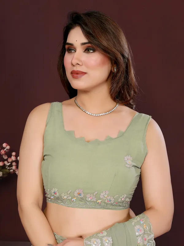 Georgette_Silk_Saree_with_Intricate_Embroidery_Work_&_Matching_Embroidered_Blouse_Piece