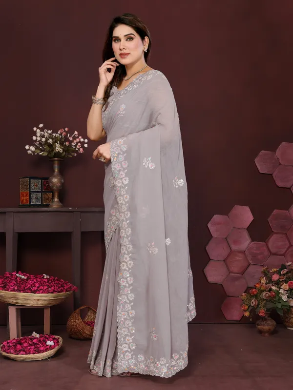 Georgette_Silk_Saree_with_Intricate_Embroidery_Work_&_Matching_Embroidered_Blouse_Piece
