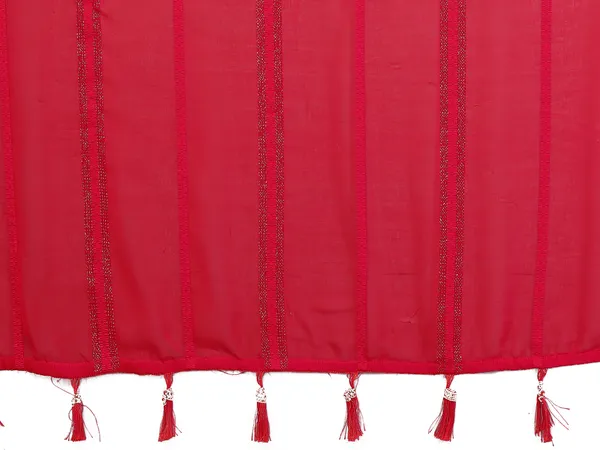 Kaju_Patta_Pattern_Georgette_Silk_Saree_with_Elegant_Border_&_Tassel_Detailing