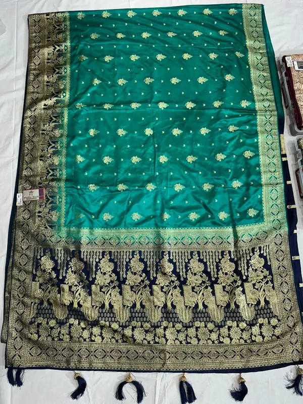 Teal_Silk_Traditional_Saree_For_Women