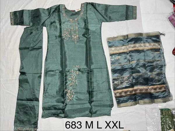 Green_Roman_Silk_Embroidered_Kurta_Set_For_Women