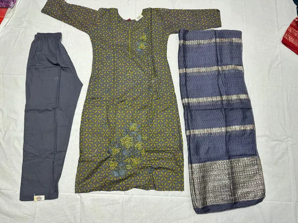 Multicolor_Roman_Silk_Embroidered_Kurta_Set_For_Women