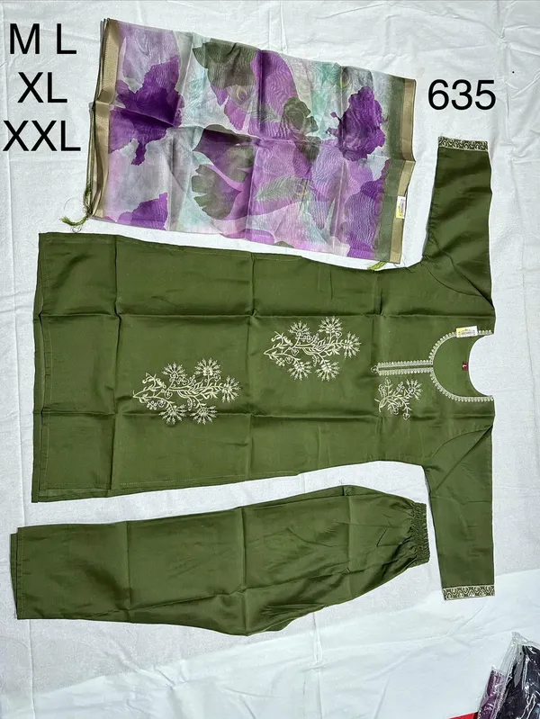 Green_Roman_Silk_Embroidered_Kurta_Set_For_Women