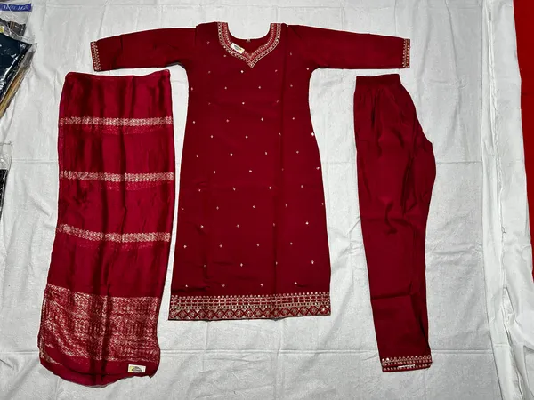 Maroon_Roman_Silk_Embroidered_Kurta_Set_For_Women