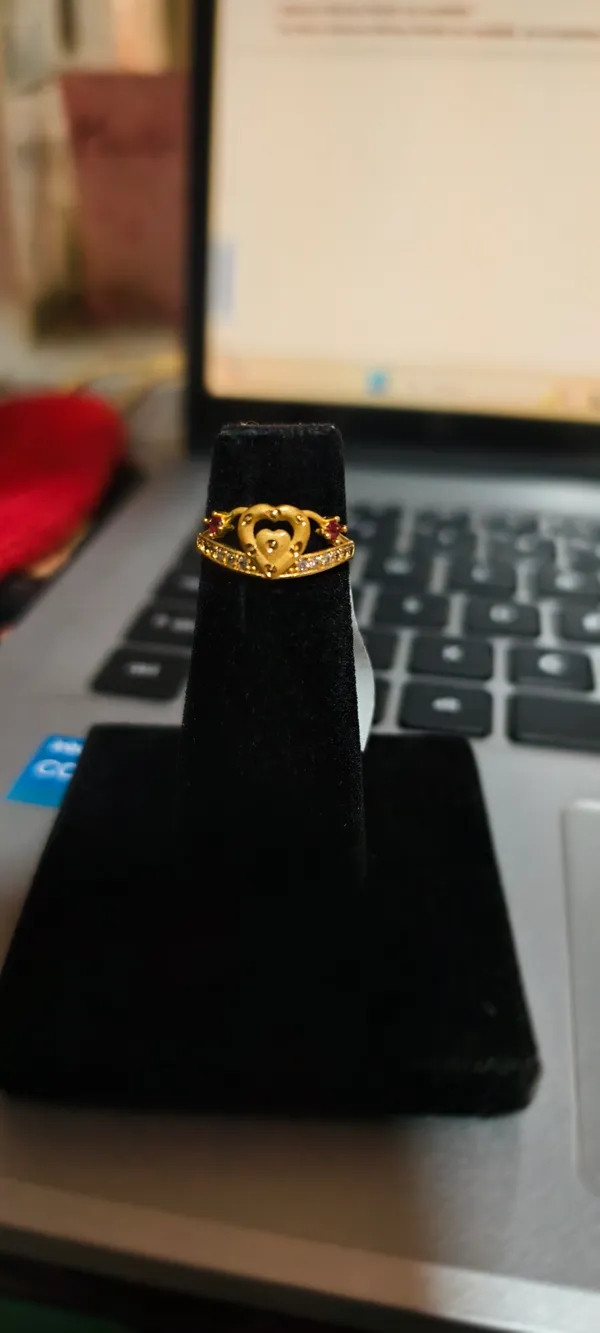 Gold_Alloy_Ring_For_Women
