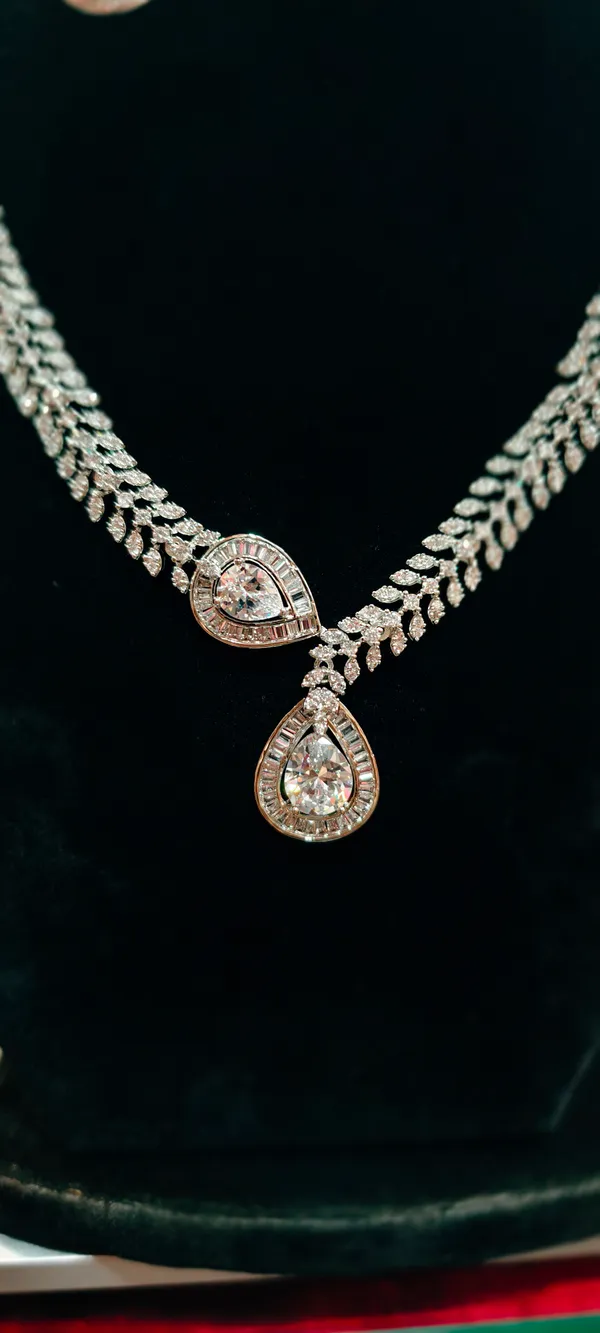 Silver_Alloy_Necklace_For_Women