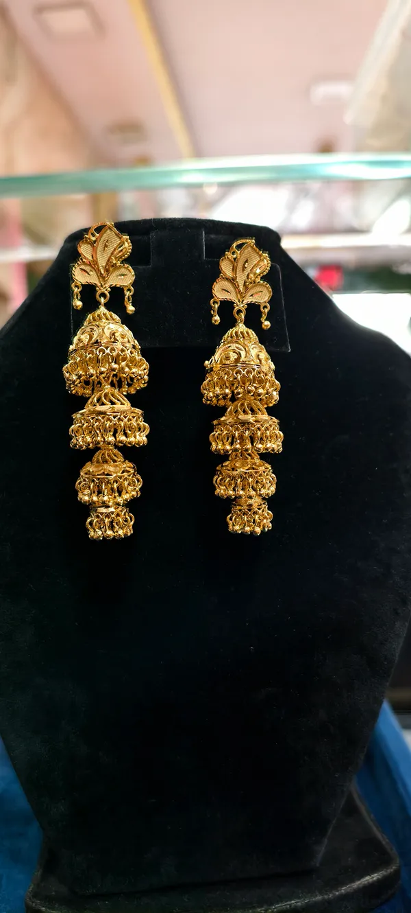 Gold_Alloy_Jhumka_For_Women