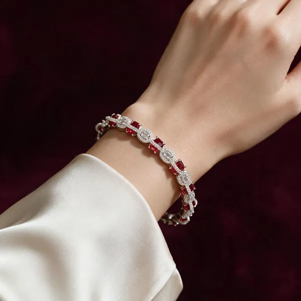 Silver_Alloy_Bangle_For_Women