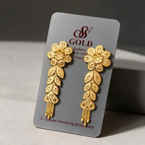 Gold_Alloy_Earring_For_Women