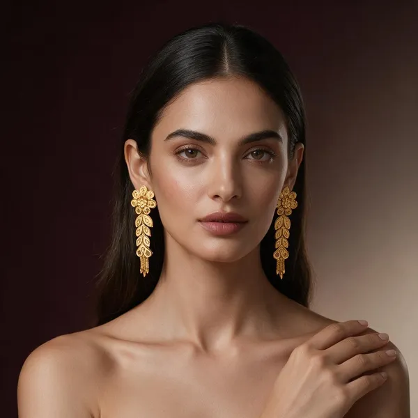 Gold_Alloy_Earring_For_Women