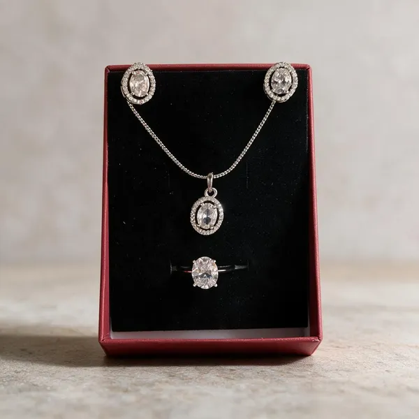 Silver_Alloy_Chain_Pendent_For_Women