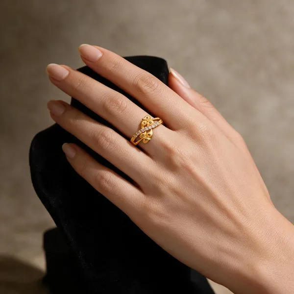 Gold_Alloy_Ring_For_Women
