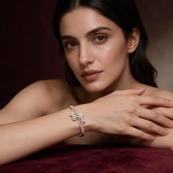Silver_Alloy_Bracelet_For_Women