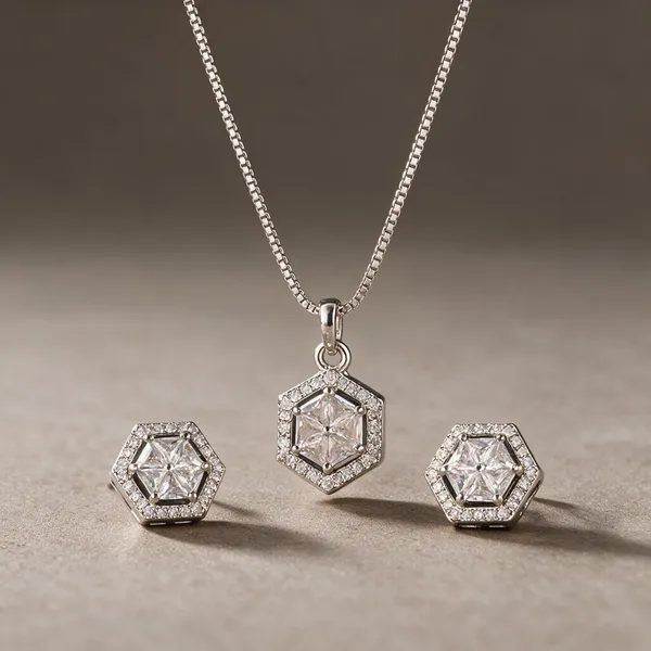 Silver_Alloy_Chain_Pendent_For_Women