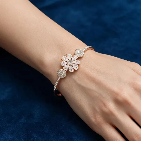 Rose_Gold_Alloy_Bracelet_For_Women