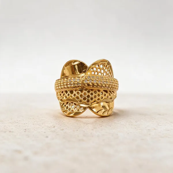 Gold_Alloy_Ring_For_Women