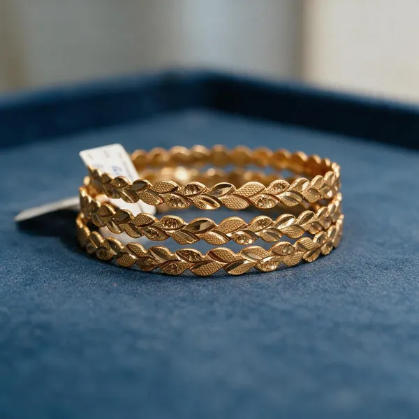 Gold_Alloy_Bangle_For_Women