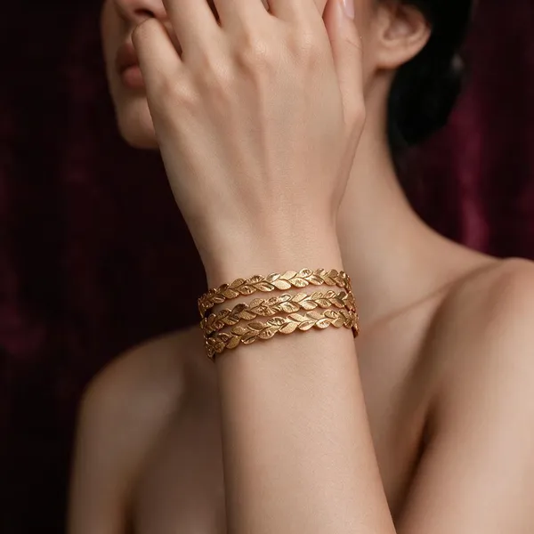 Gold_Alloy_Bangle_For_Women