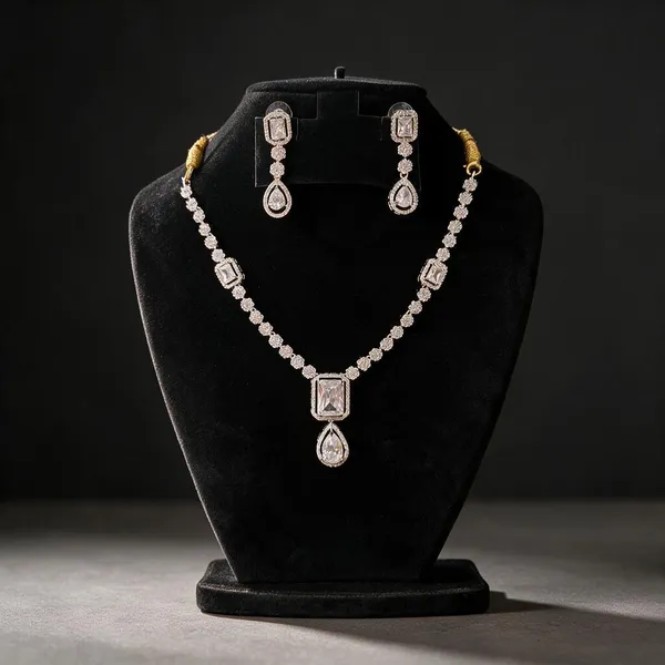 Silver_Alloy_Necklace_For_Women