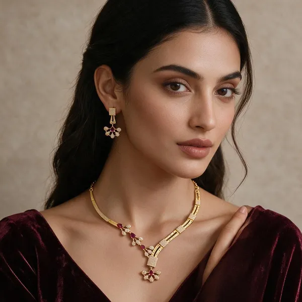 Gold_Alloy_Necklace_For_Women