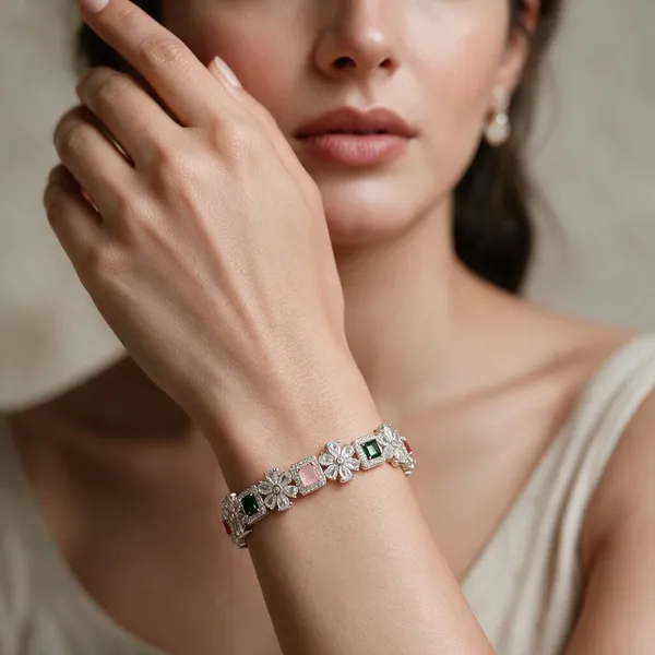Silver_Alloy_Bangle_For_Women