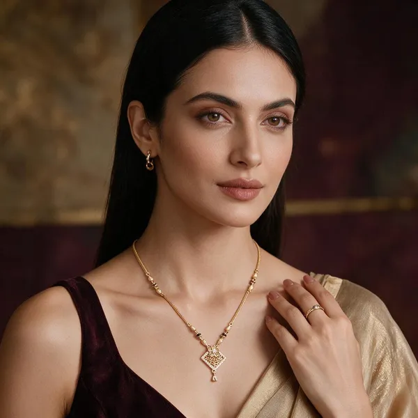 Gold_Alloy_Chain_For_Women