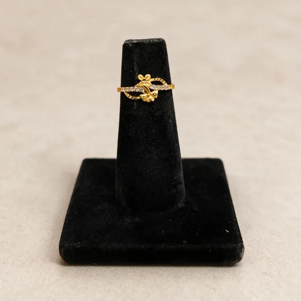 Gold_Alloy_Ring_For_Women