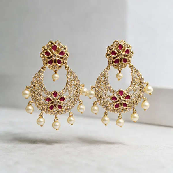 Gold_Alloy_Earring_For_Women