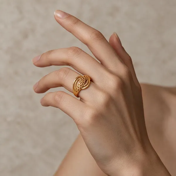 Gold_Alloy_Ring_For_Women