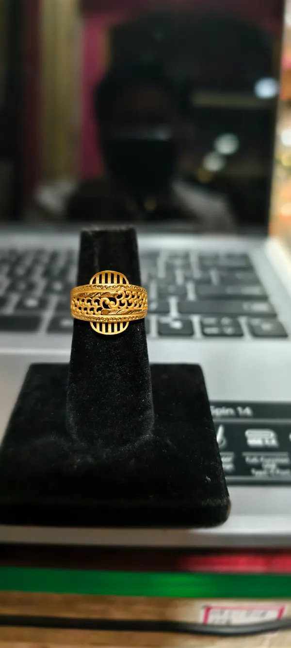Gold_Alloy_Ring_For_Women
