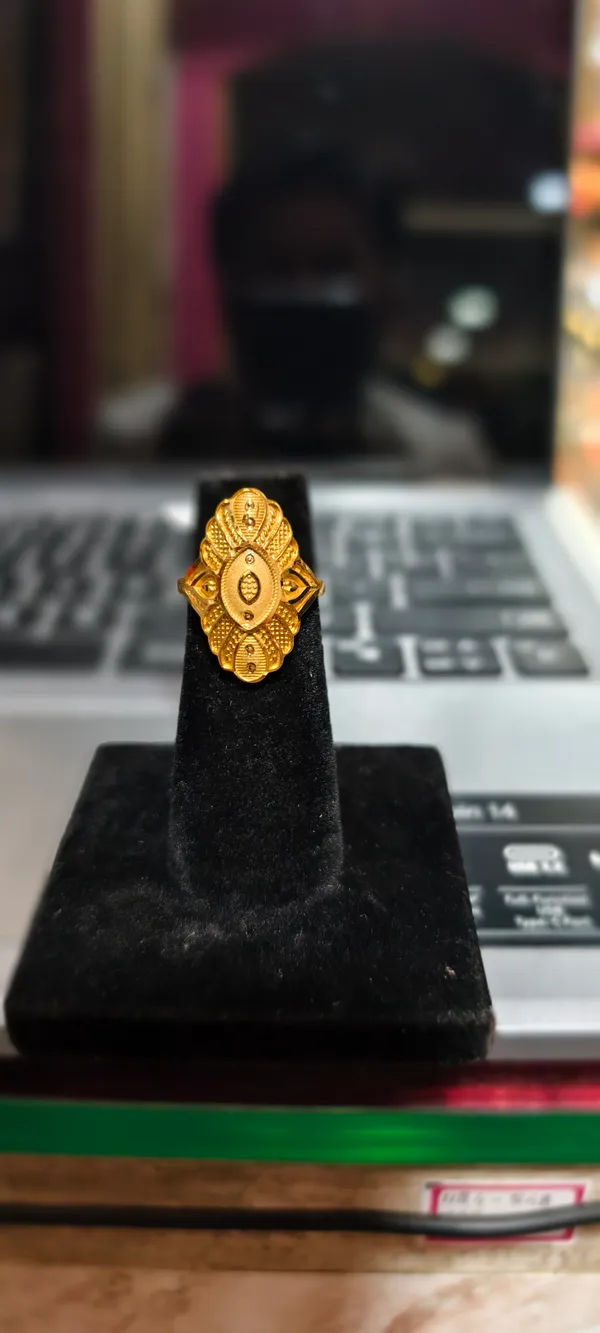 Gold_Alloy_Ring_For_Women