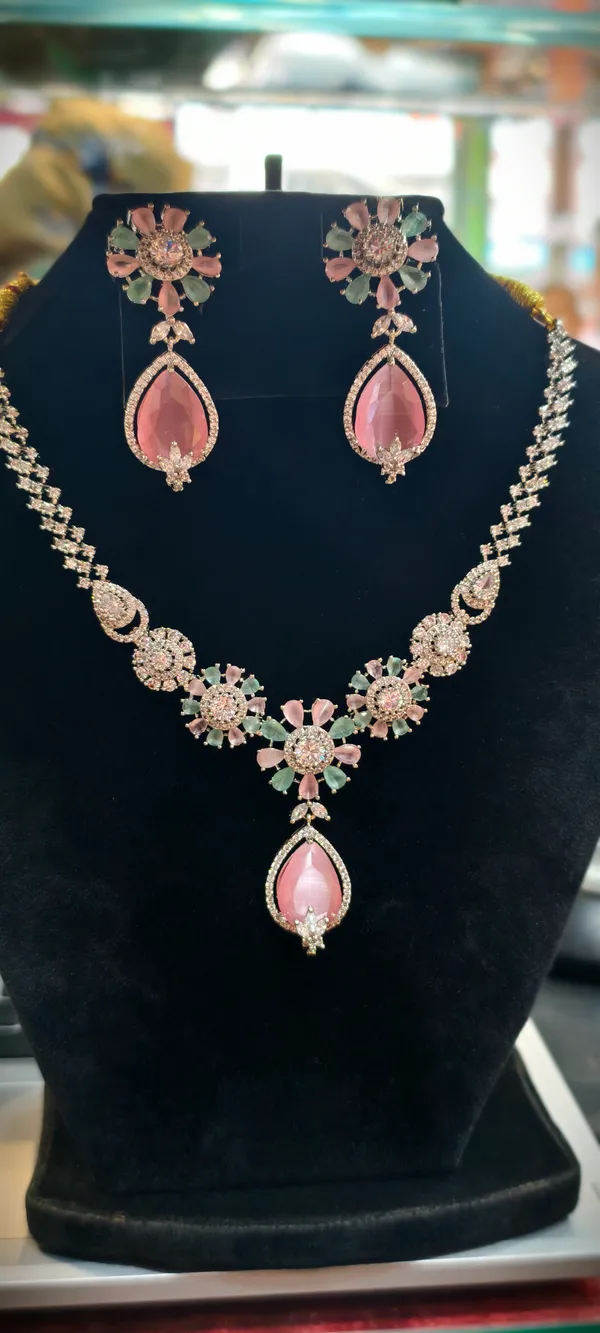 Silver_Alloy_Necklace_For_Women
