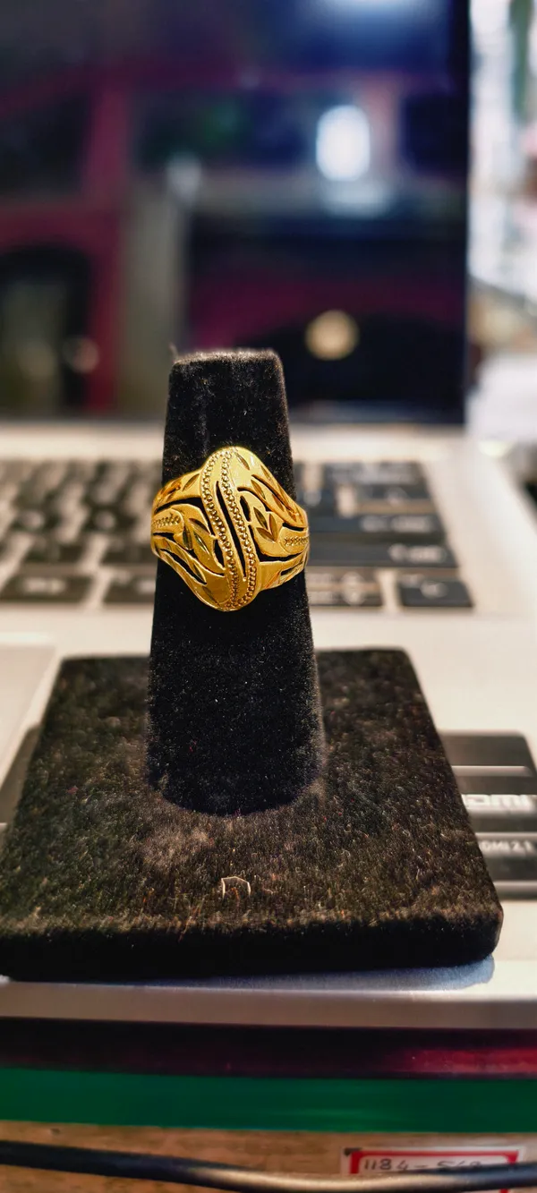 Gold_Alloy_Ring_For_Women
