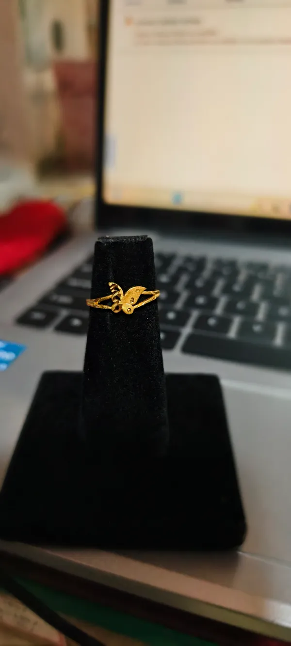 Gold_Alloy_Ring_For_Women