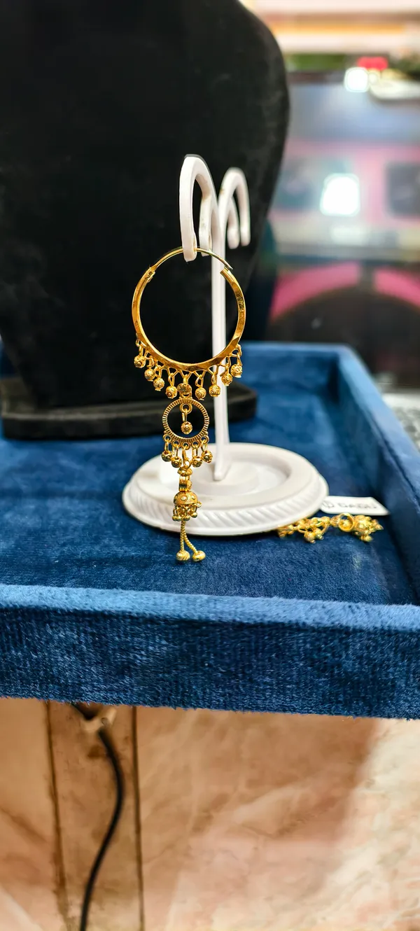 Gold_Alloy_Ring_For_Women