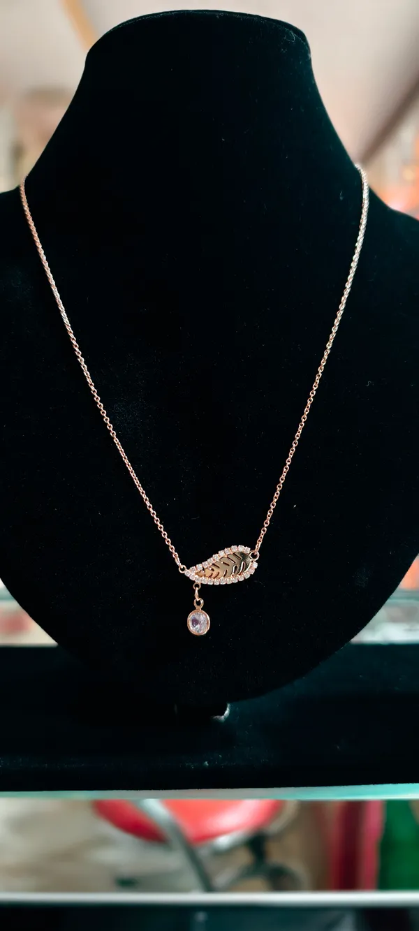 Rose_Gold_Alloy_Chain_For_Women