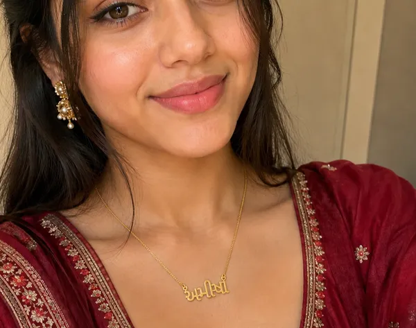 Gold_Personalized_Name_Necklace_For_Women