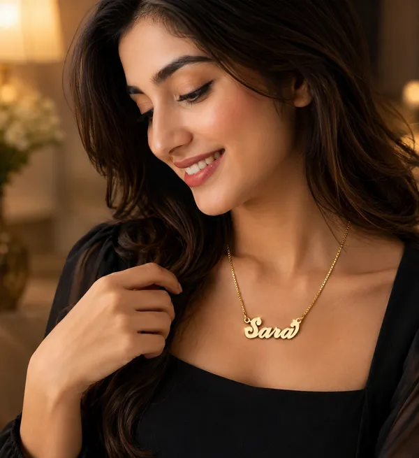 Gold_Sara_Name_Pendant_Necklace_For_Women