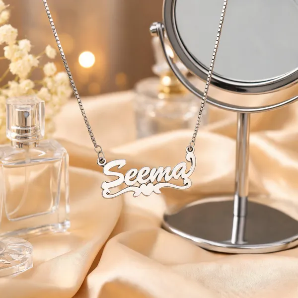 Silver_Nameplate_Necklace_For_Women
