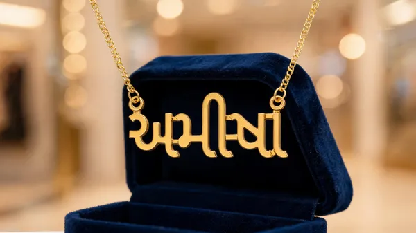 Gold_Personalized_Name_Necklace_For_Women