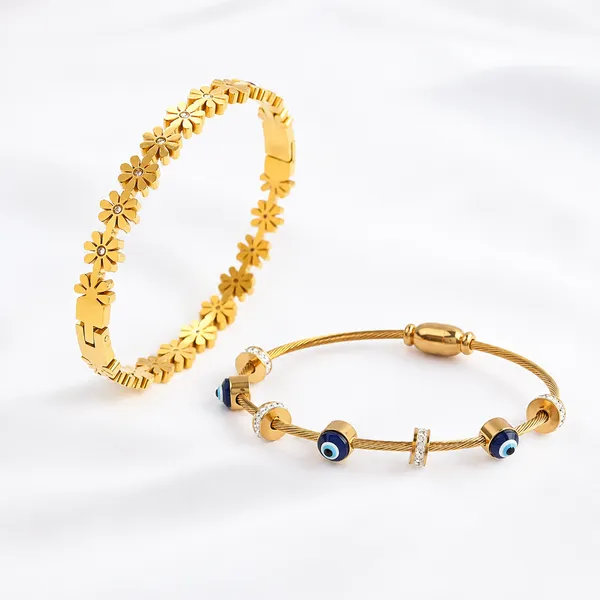 Gold_Stainless_Steel_Floral_Daisy_Bangle_&_Charm_Bracelet_For_Women_Pack_Of_2