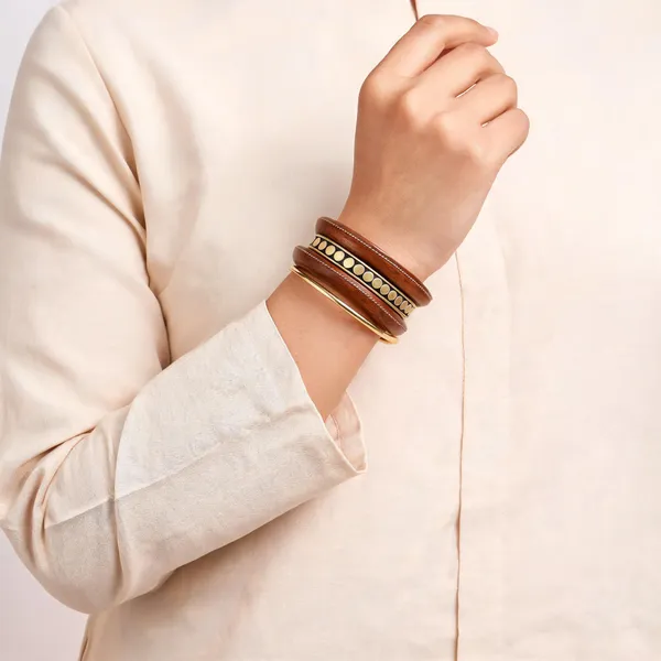 Brown_Golden_Alloy_Wooden_Traditional_Bangles_For_Women