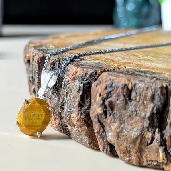 Silver_Yellow_Tiger_Eye_Crystal_Oval_Pendant_Necklace