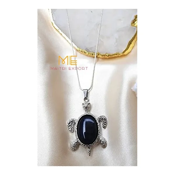 Black_Natural_Tourmaline_Turtle_Shape_Pendant_Necklace_For_Women