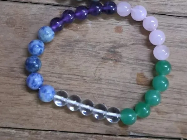 Multicolor_Natural_Crystal_Happiness_And_Joy_Beaded_Bracelet_For_Women