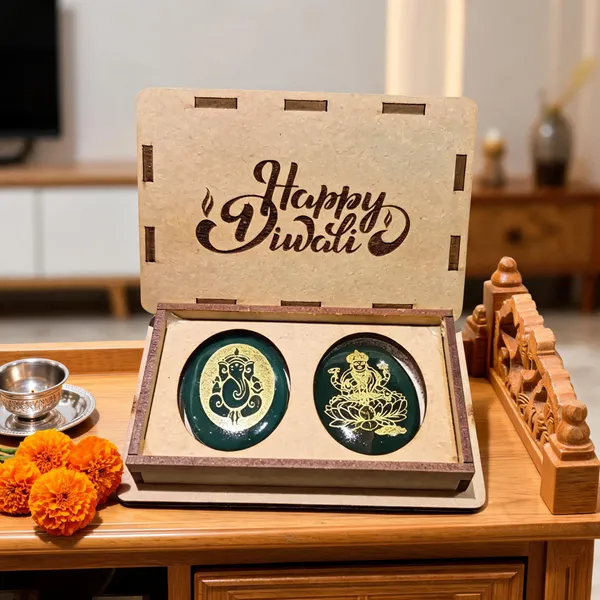 Crystal_Agate_Festive_Ganesha_Lakshmi_Coin_Set_In_Wooden_Box