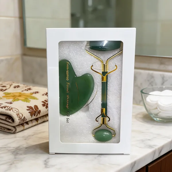 Green_Jade_Face_Brightening_Gua_Sha_And_Facial_Roller_Set