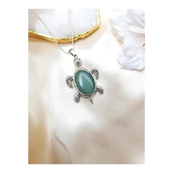Green_Aventurine_Tortoise_Pendant_–_Prosperity,_Growth_&_Good_Fortune