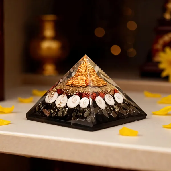 Pyrite_Chips_Spiritual_Decorative_Pyramid_With_Golden_Lakshmi