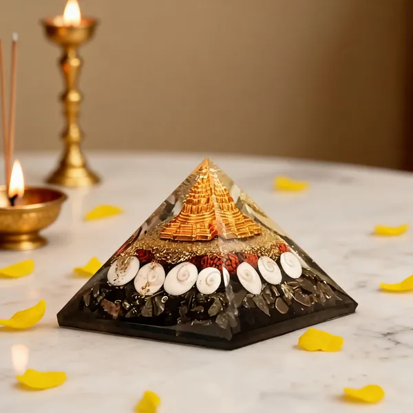 Pyrite_Chips_Spiritual_Decorative_Pyramid_With_Golden_Lakshmi